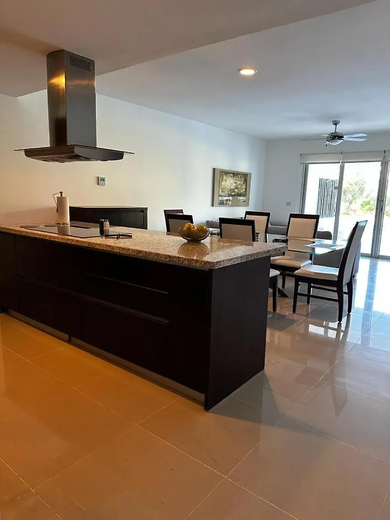 아파트 Casa Playa Turquesa - Private Pool Condo 신데 델 카르멘