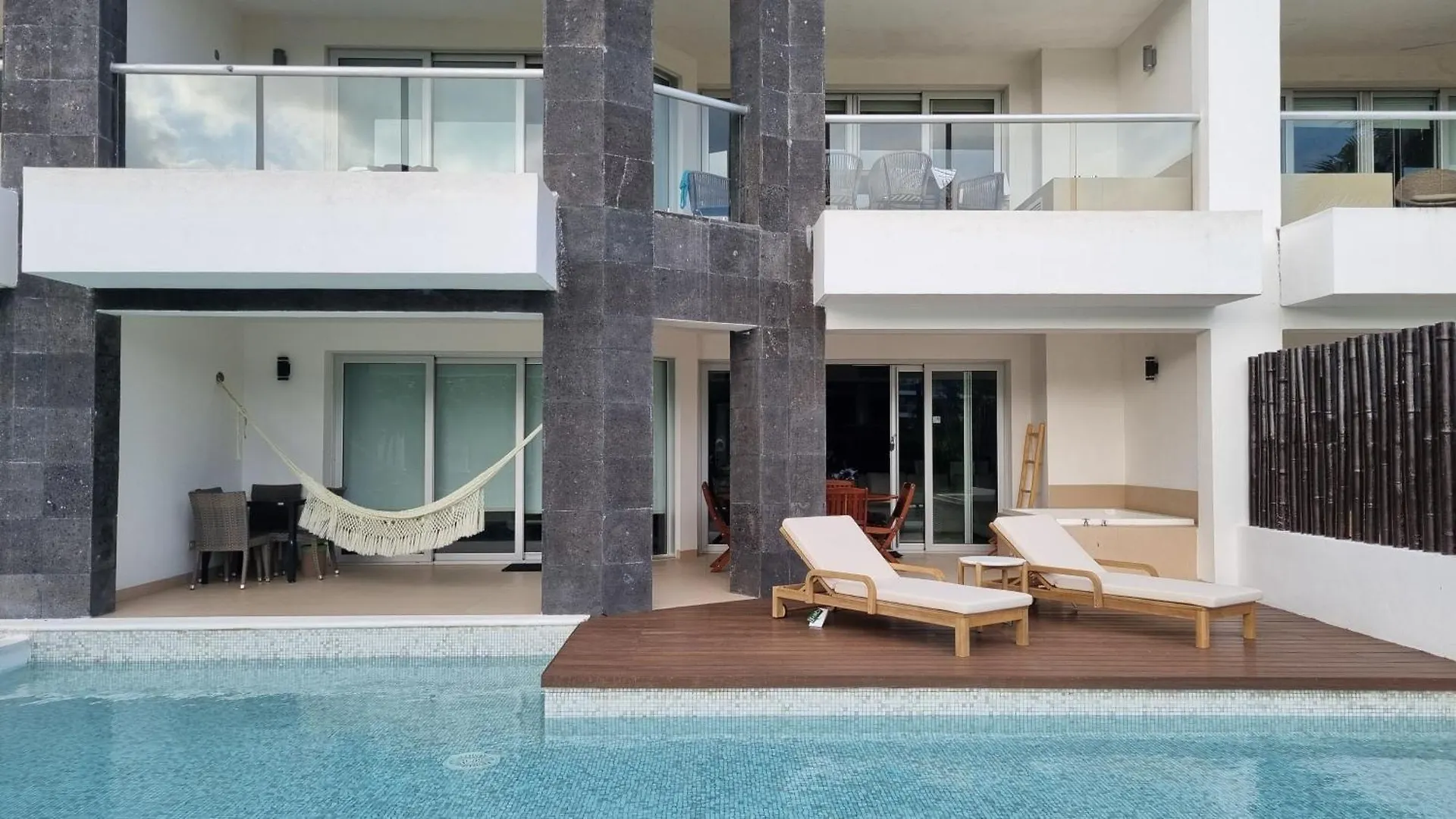 아파트 Casa Playa Turquesa - Private Pool Condo 신데 델 카르멘